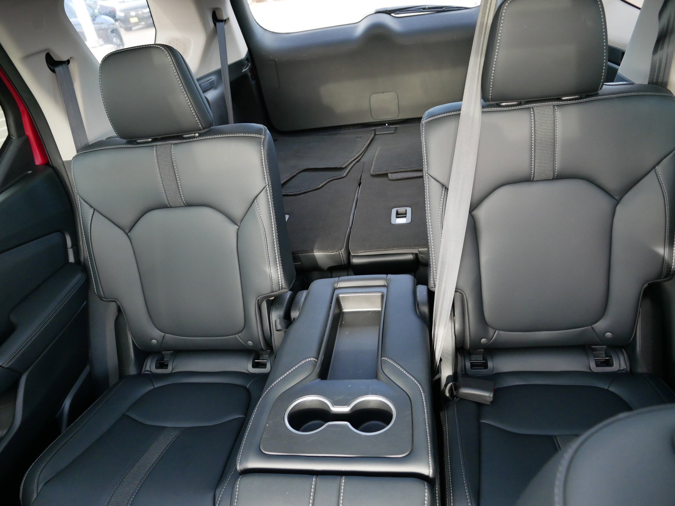 Used 2023 Honda Pilot Touring image 13