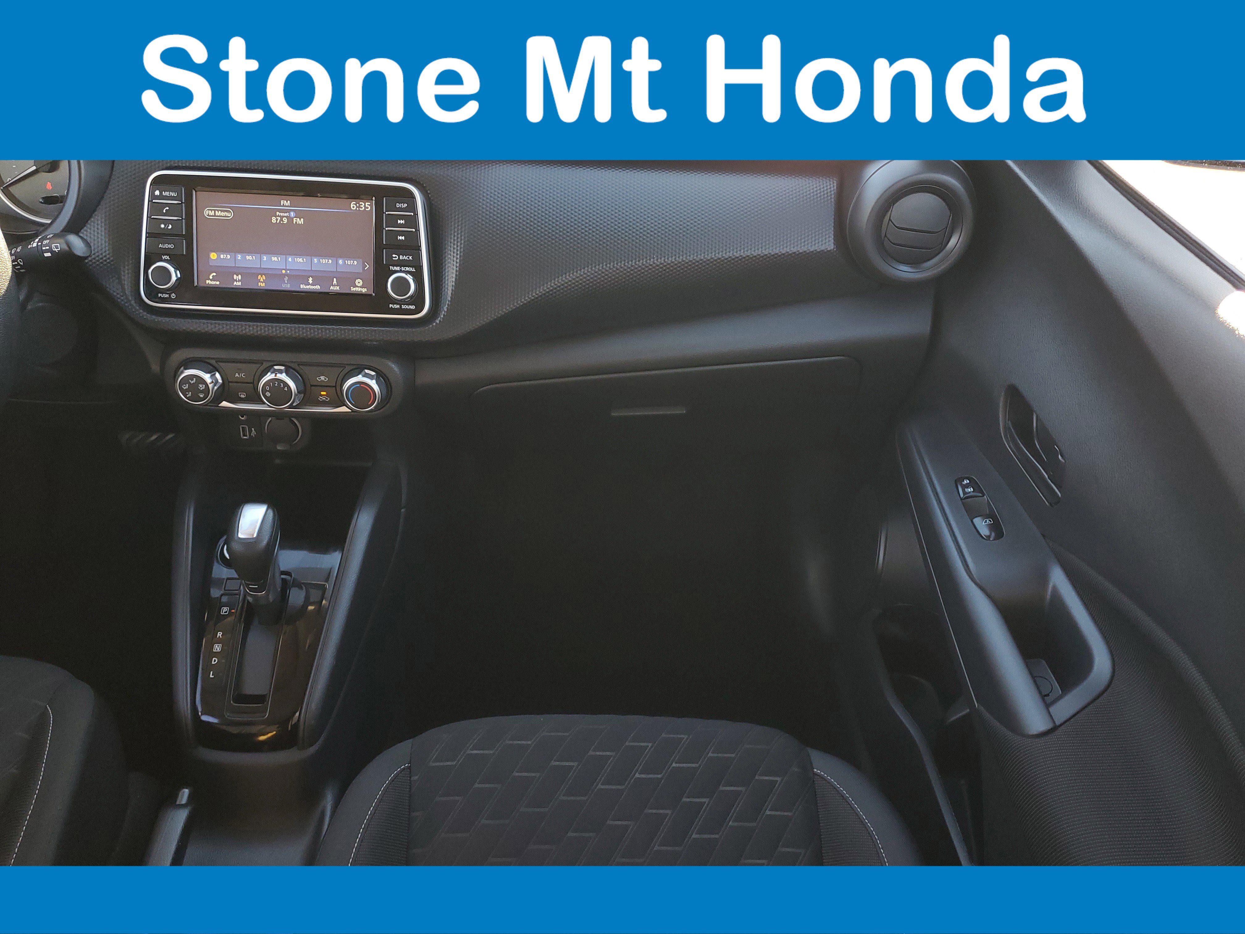 Used 2022 Nissan Kicks S image 16