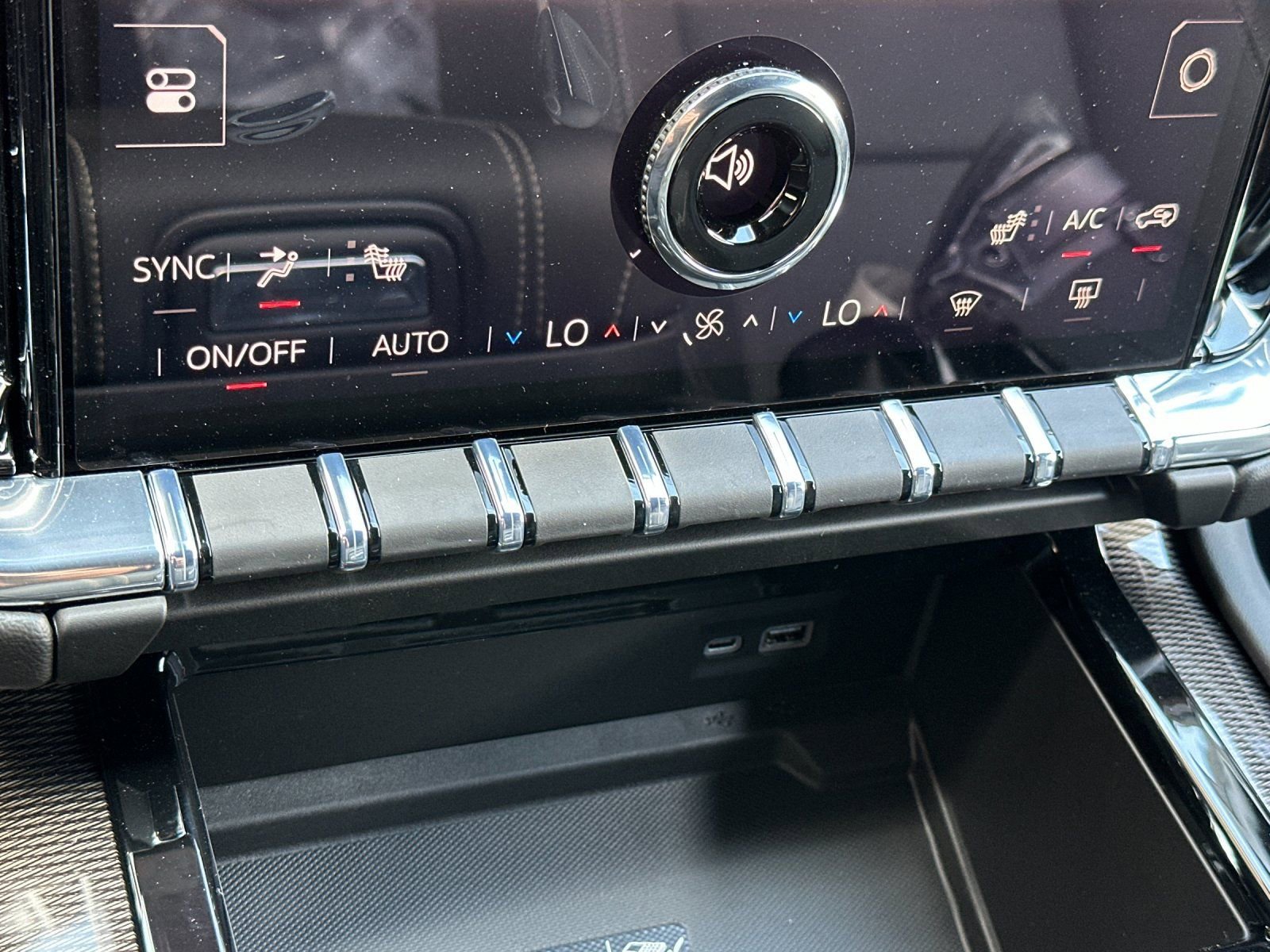 New 2026 GMC Yukon XL Elevation RWD image 21