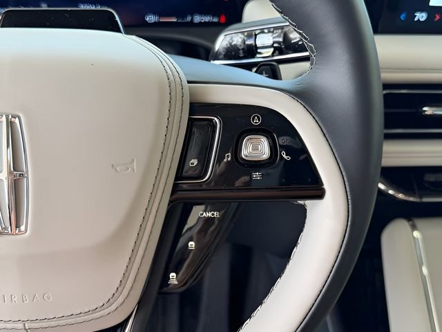 Used 2025 Lincoln Aviator Reserve w/ Luxury Package RWD image 21