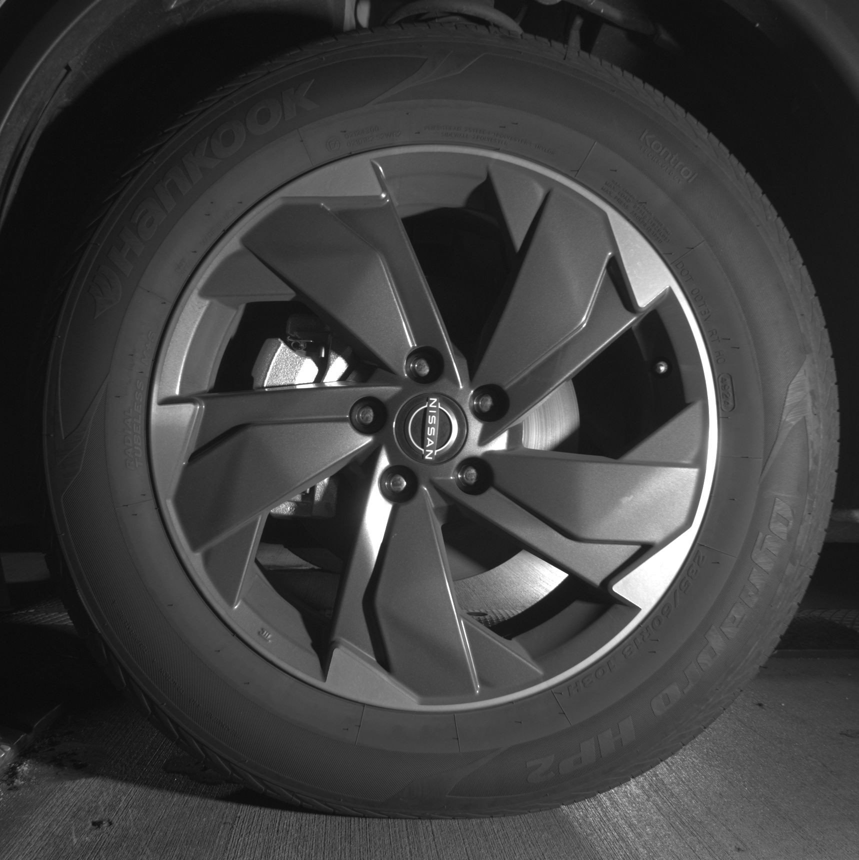 Used 2025 Nissan Rogue SV AWD/4WD image 12