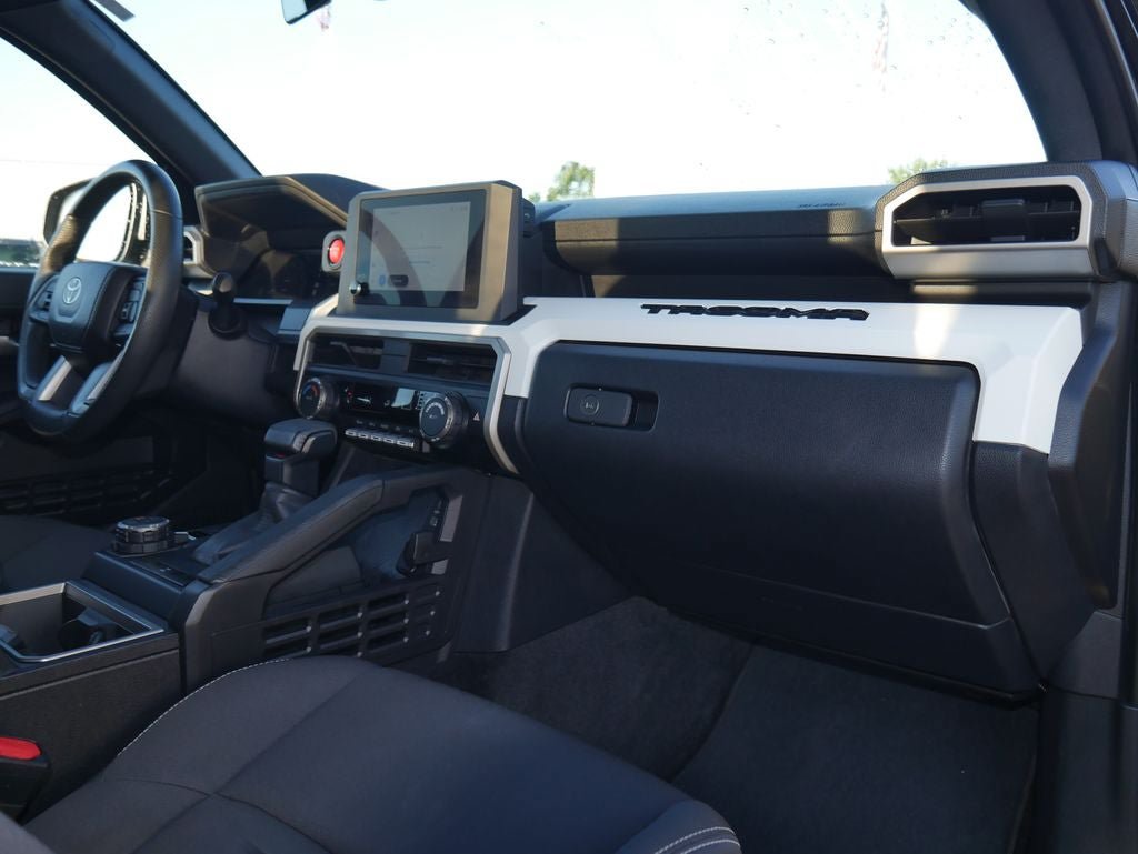 Used 2024 Toyota Tacoma TRD Off-Road AWD/4WD image 24