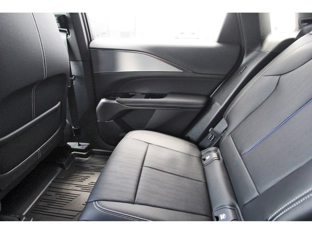 New 2027 Cadillac Lyriq Sport AWD/4WD image 12