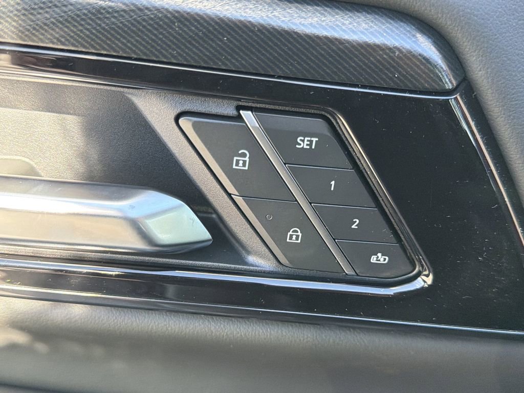 New 2026 GMC Yukon XL AT4 w/ AT4 Premium Plus Package image 15