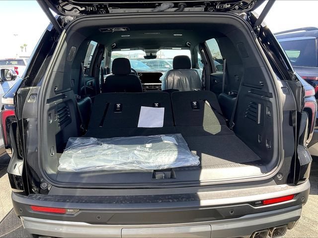 New 2026 Chevrolet Traverse LT w/ Driver Confidence Package FWD image 15