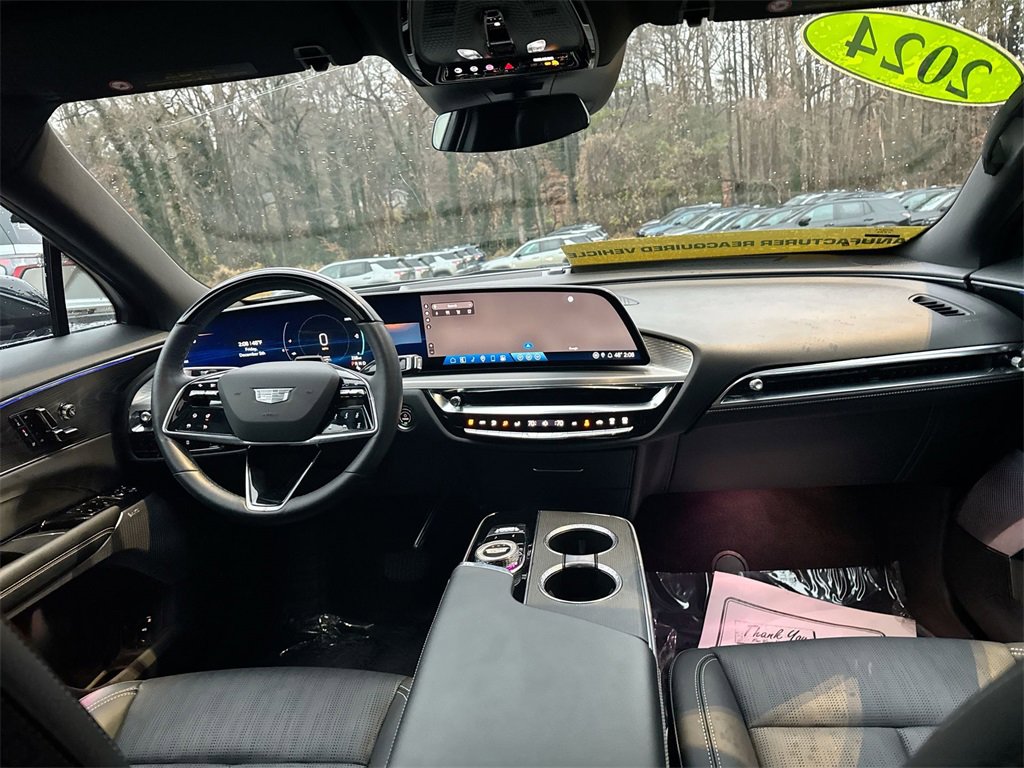 Used 2024 Cadillac Lyriq Luxury image 30