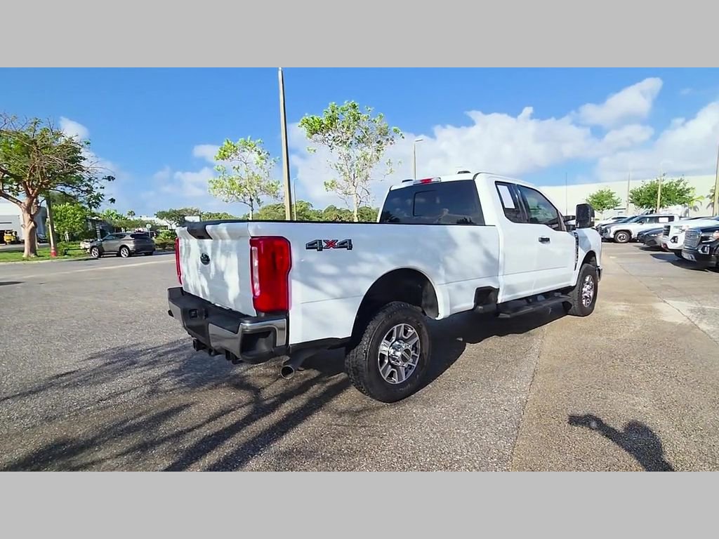 Used 2025 Ford F350 XLT image 39