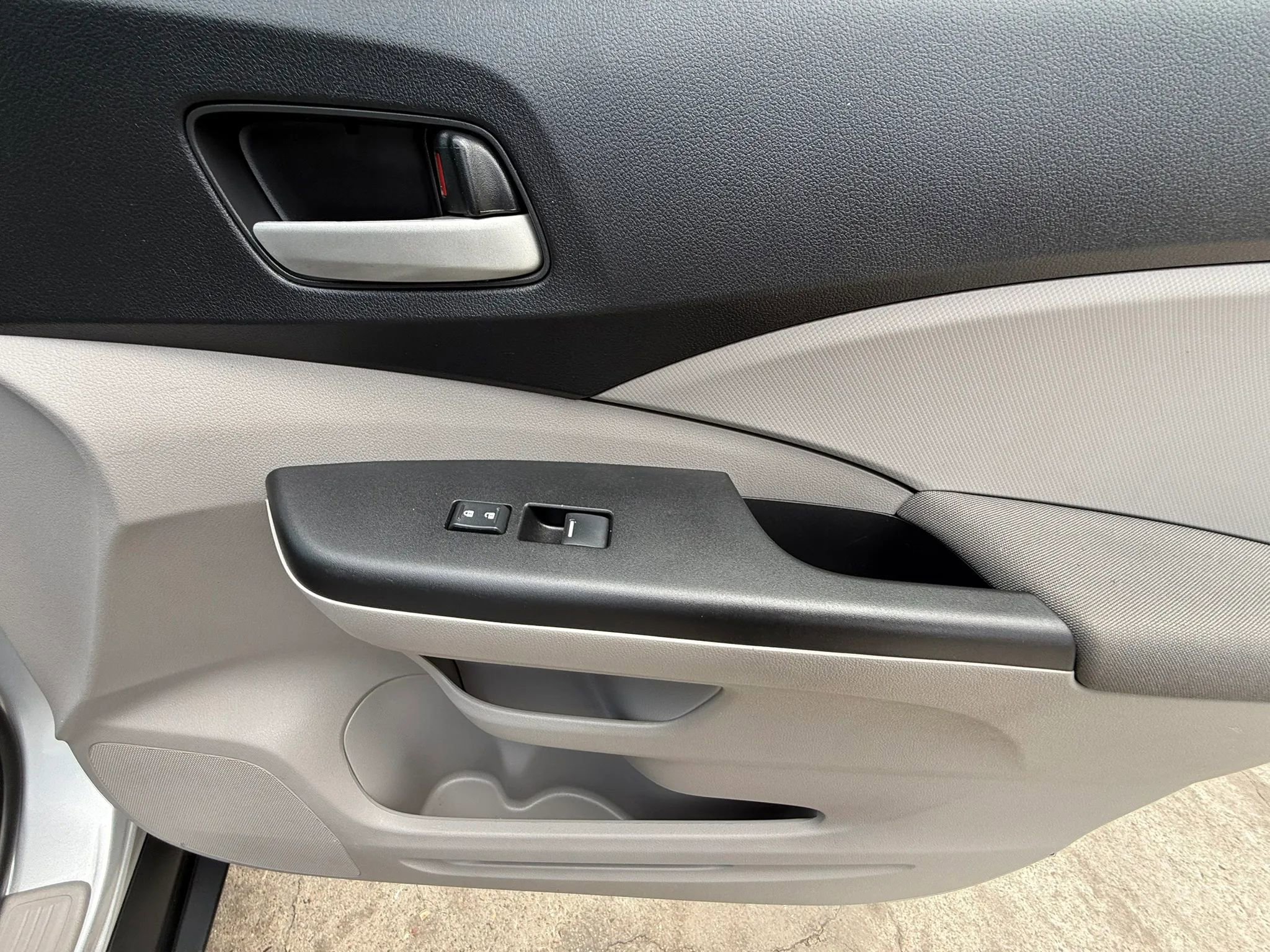 Used 2014 Honda CR-V LX image 22