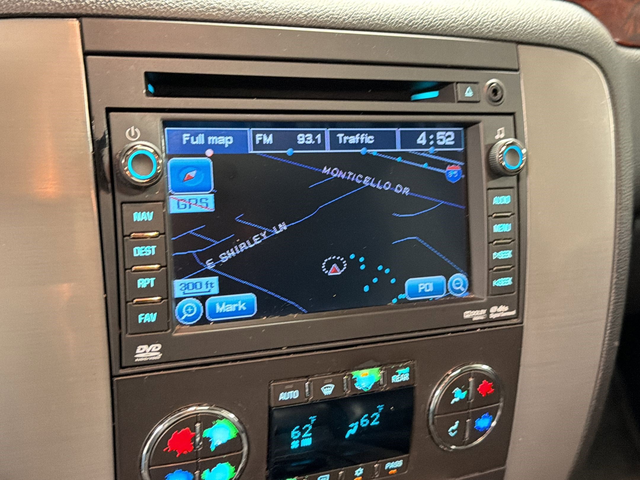 Used 2011 GMC Yukon SLT image 25
