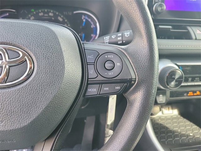 Used 2024 Toyota RAV4 LE image 18