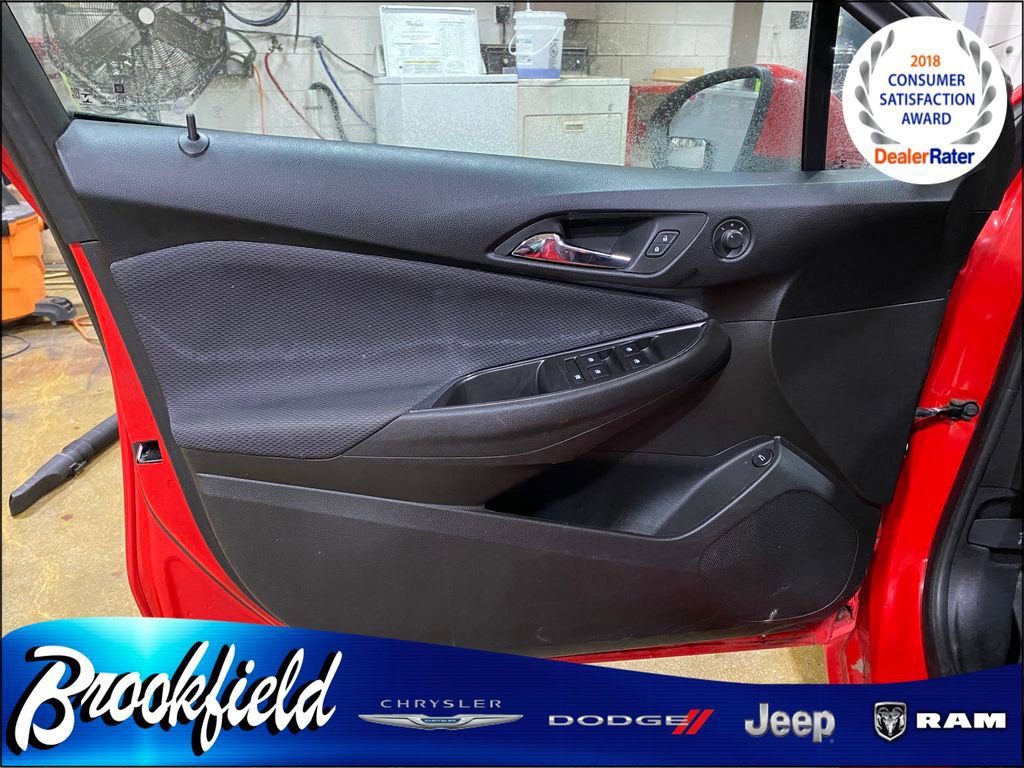 Used 2019 Chevrolet Cruze LS image 14