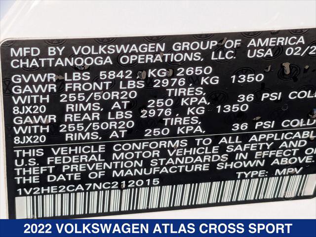 Used 2022 Volkswagen Atlas Cross Sport SE w/ Black Wheel Package AWD/4WD image 25