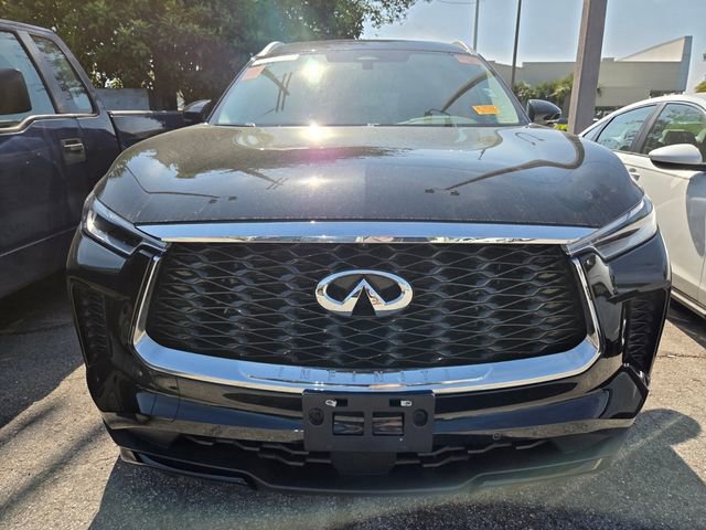 Used 2023 INFINITI QX60 Luxe w/ Cargo Package image 2