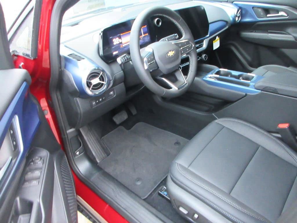 New 2026 Chevrolet Equinox EV LT image 12