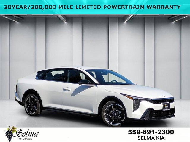 New 2025 Kia K4 GT-Line image 1