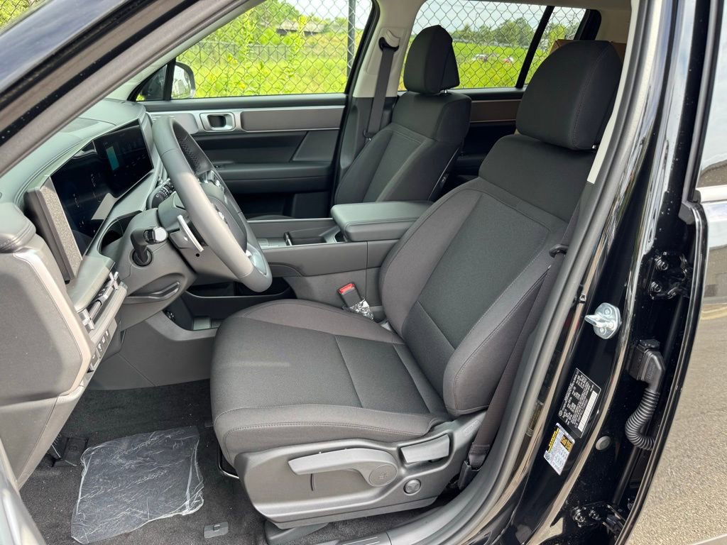 Used 2026 Hyundai Santa Fe SE image 15