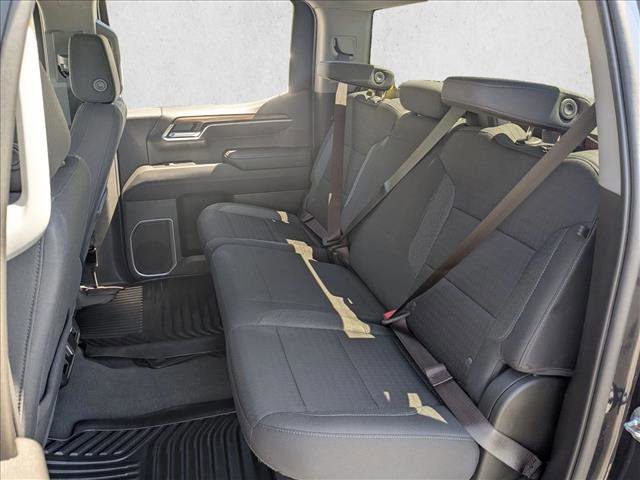 Used 2022 Chevrolet Silverado 1500 LT AWD/4WD image 18