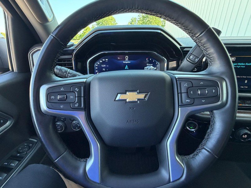 Used 2025 Chevrolet Silverado 1500 LT w/ Work Truck Package AWD/4WD image 27