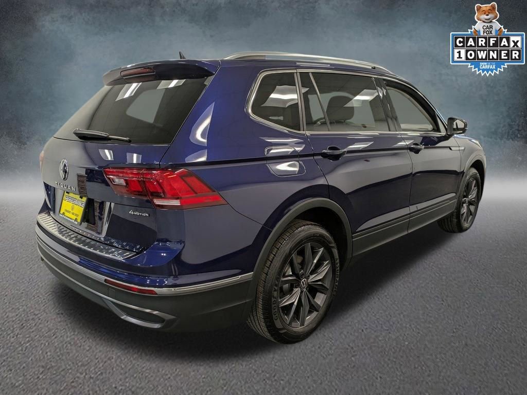 Used 2022 Volkswagen Tiguan SE w/ Panoramic Sunroof Package image 5