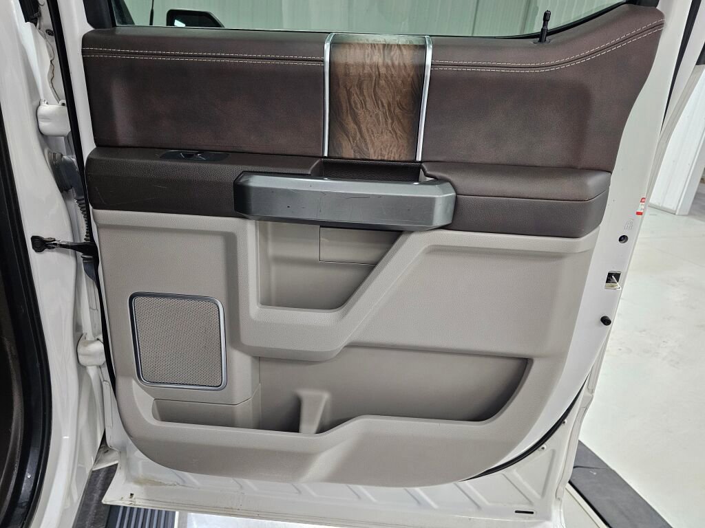 Used 2019 Ford F150 Limited w/ Trailer Tow Package image 40