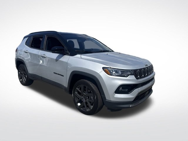 Used 2026 Jeep Compass Limited AWD/4WD image 10