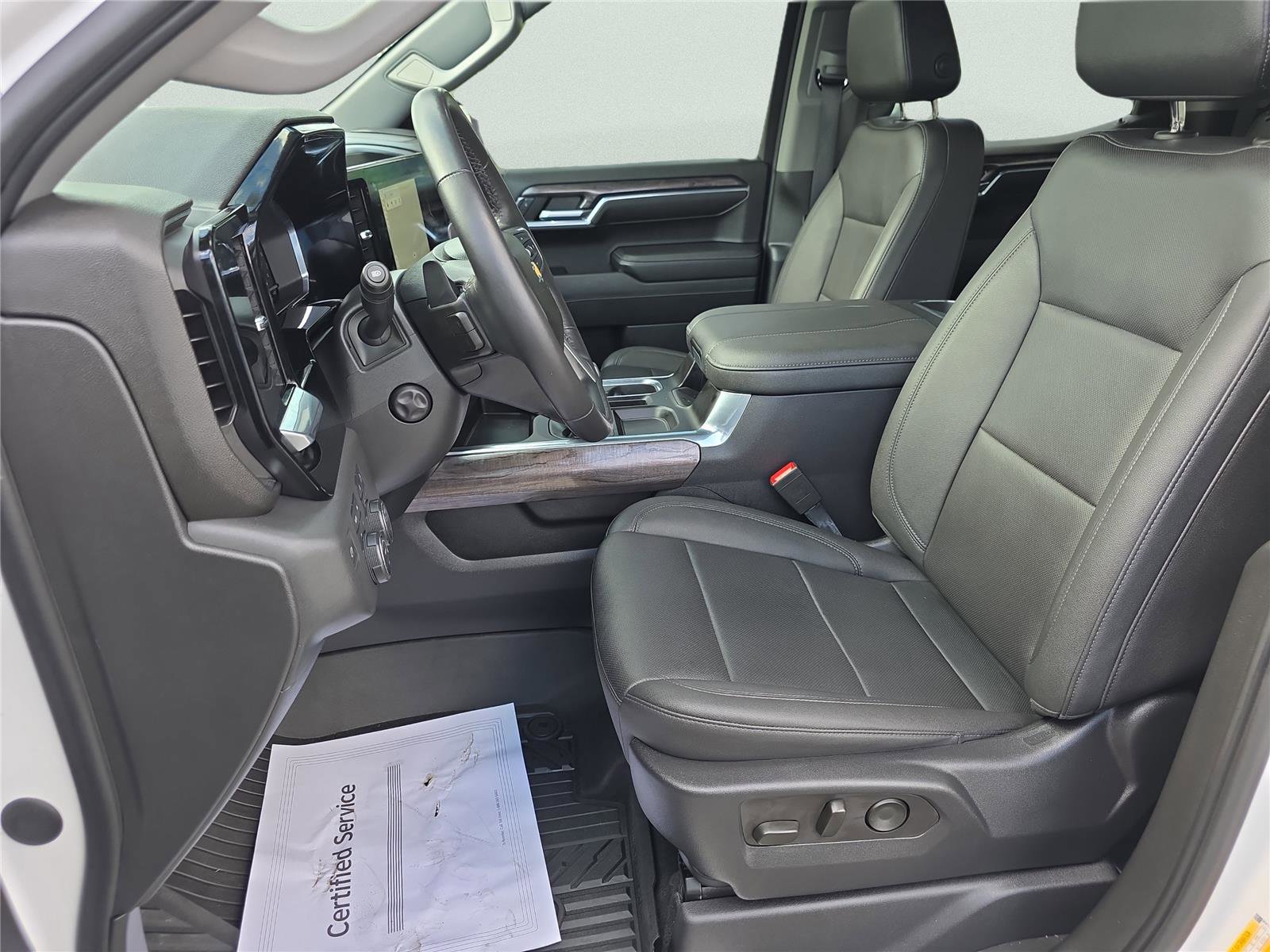 Used 2023 Chevrolet Silverado 1500 LTZ image 11