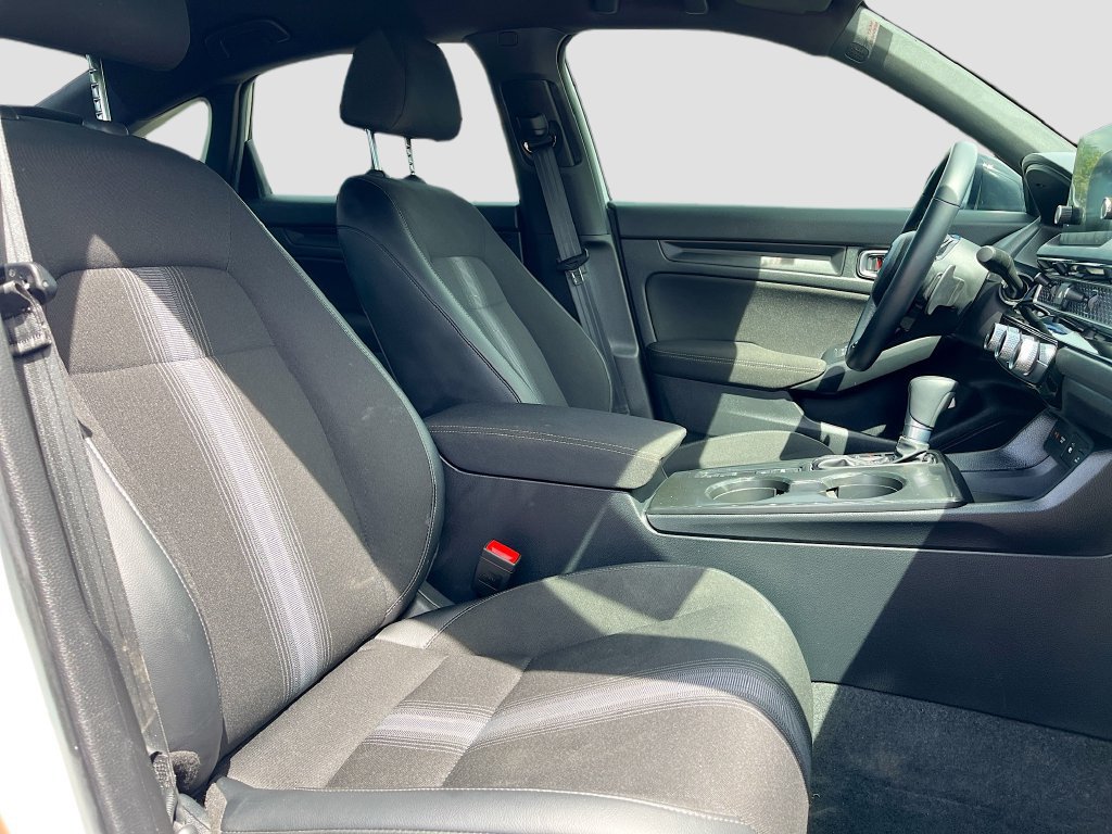 Used 2025 Honda Civic Sport image 26
