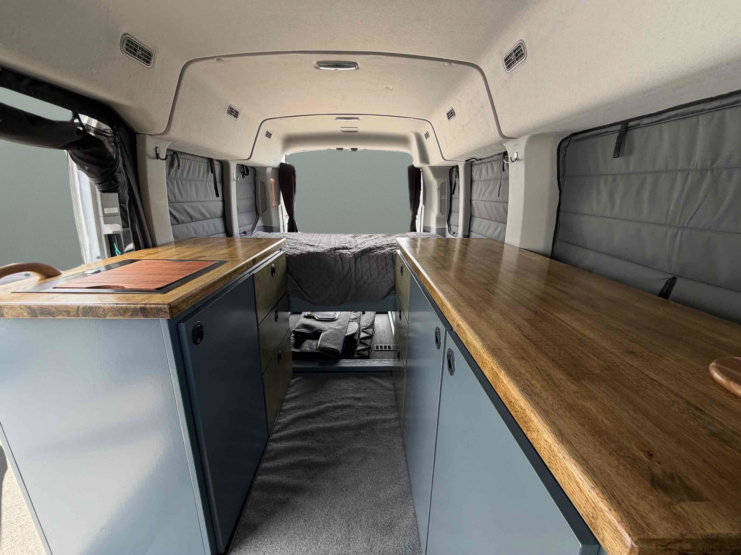 Used 2017 Ford Transit 350 XLT RWD image 21
