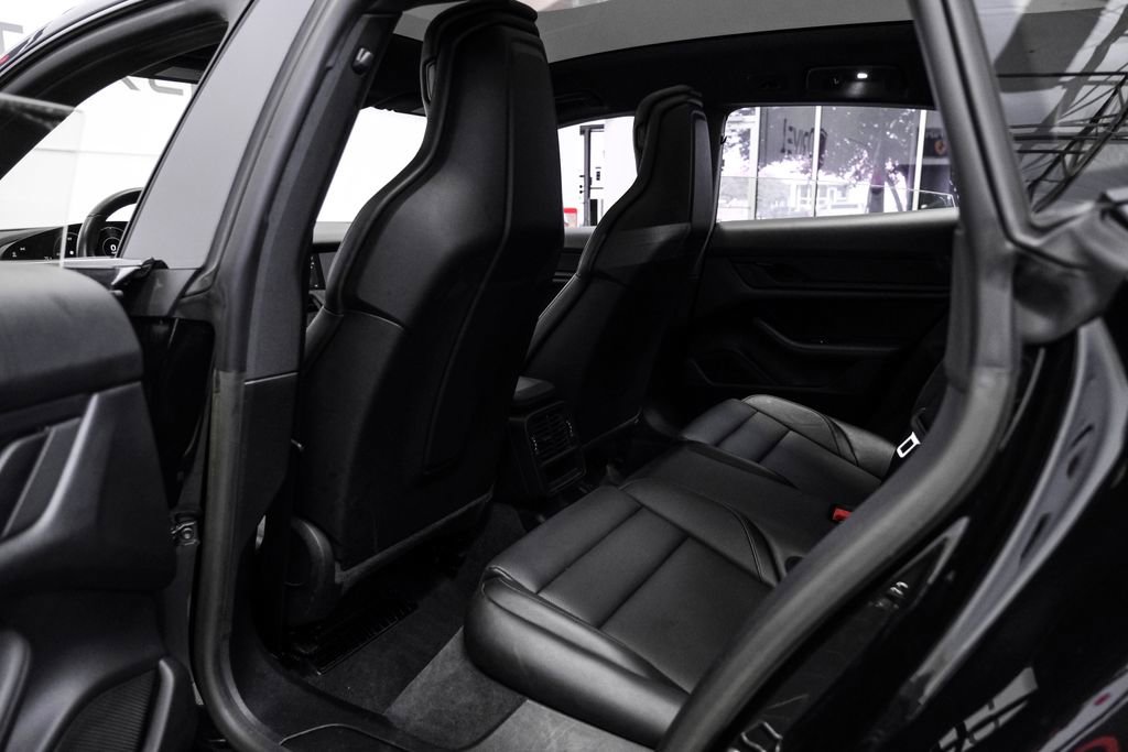 Used 2023 Porsche Taycan 4 Cross Turismo image 41
