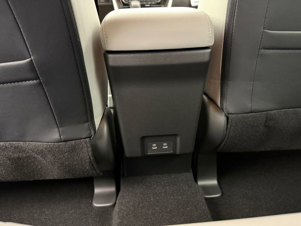 New 2026 Mitsubishi Eclipse Cross SEL image 28