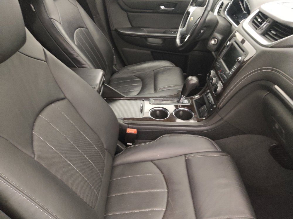 Used 2017 Chevrolet Traverse Premier AWD/4WD image 21
