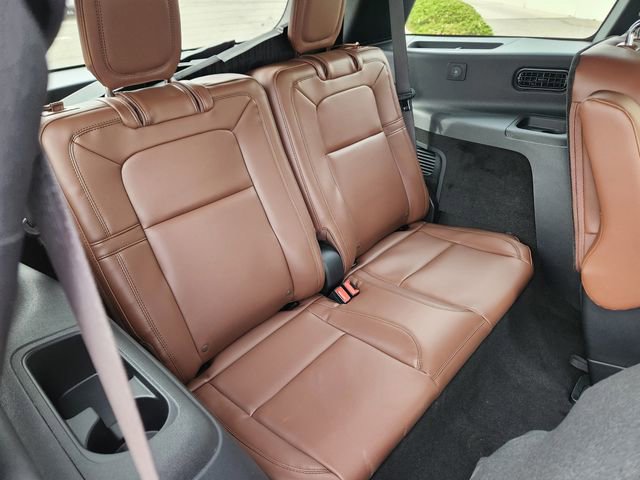 New 2026 Lincoln Aviator Reserve w/ Jet Appearance Package image 16