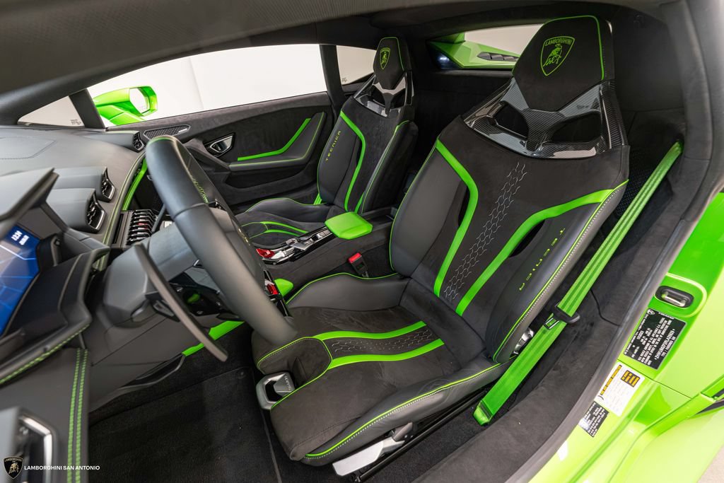 Used 2024 Lamborghini Huracan Tecnica RWD image 23