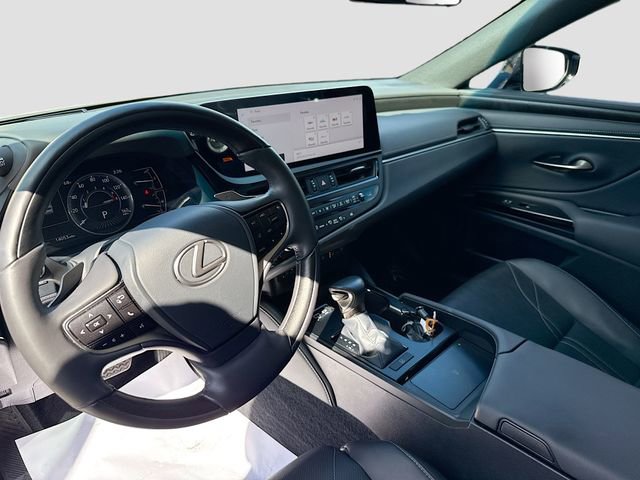 Used 2024 Lexus ES 350 Luxury w/ Technology Package image 9
