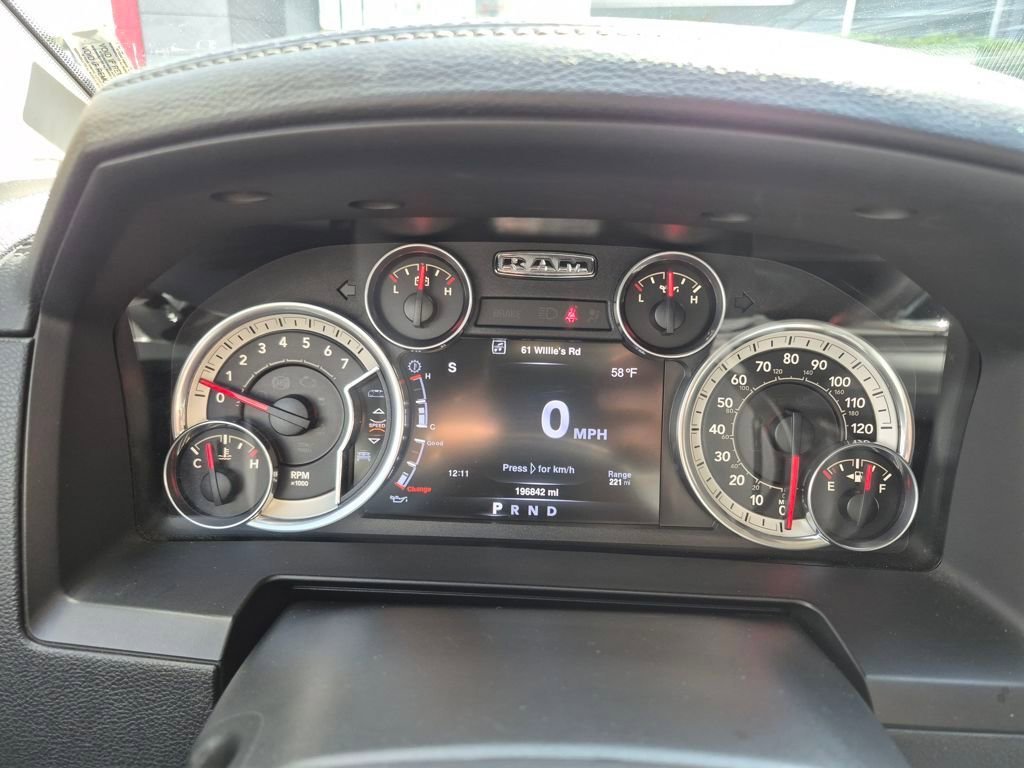 Used 2016 RAM 1500 Laramie w/ Convenience Group image 26