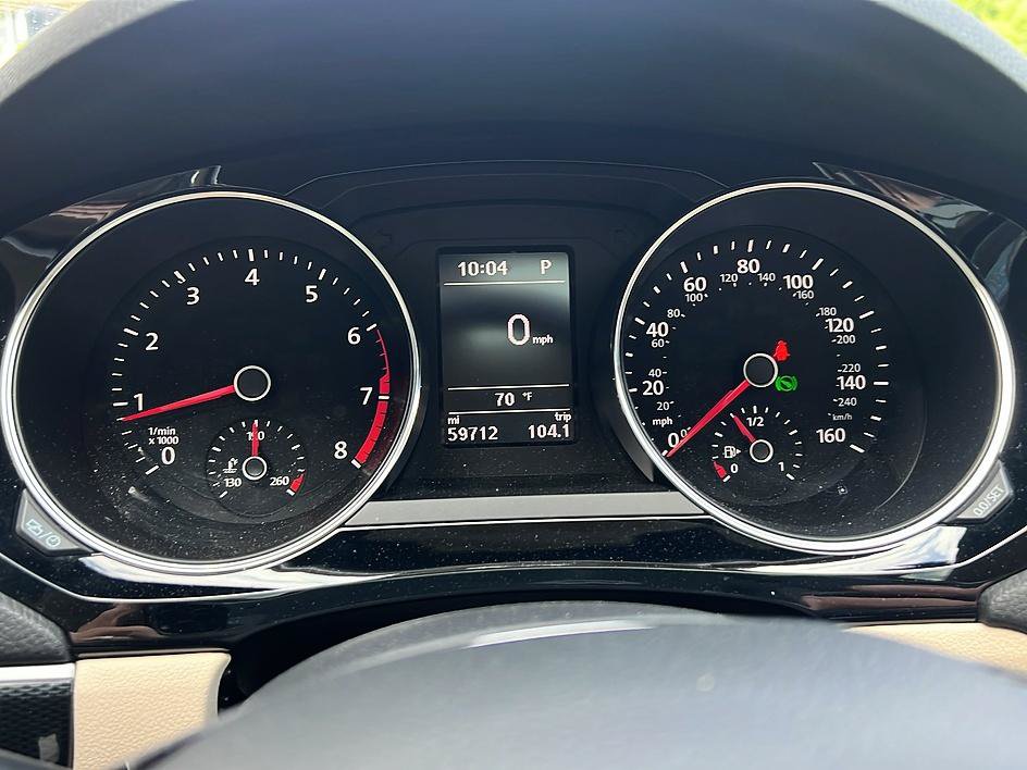 Used 2016 Volkswagen Jetta SEL FWD image 13