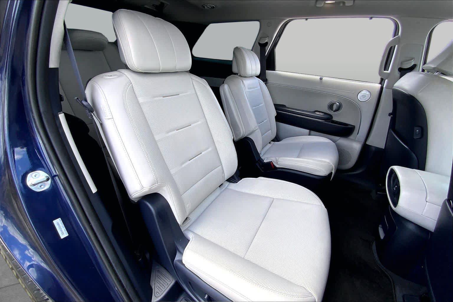 Certified 2026 Hyundai Palisade Calligraphy FWD image 36