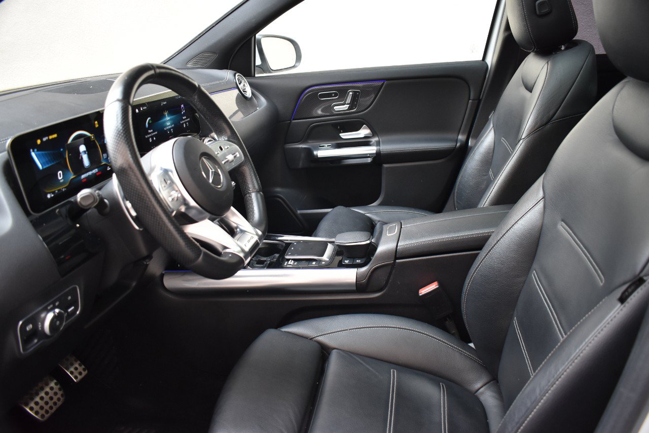 Used 2021 Mercedes-Benz GLA 35 AMG 4MATIC w/ Premium Package image 13
