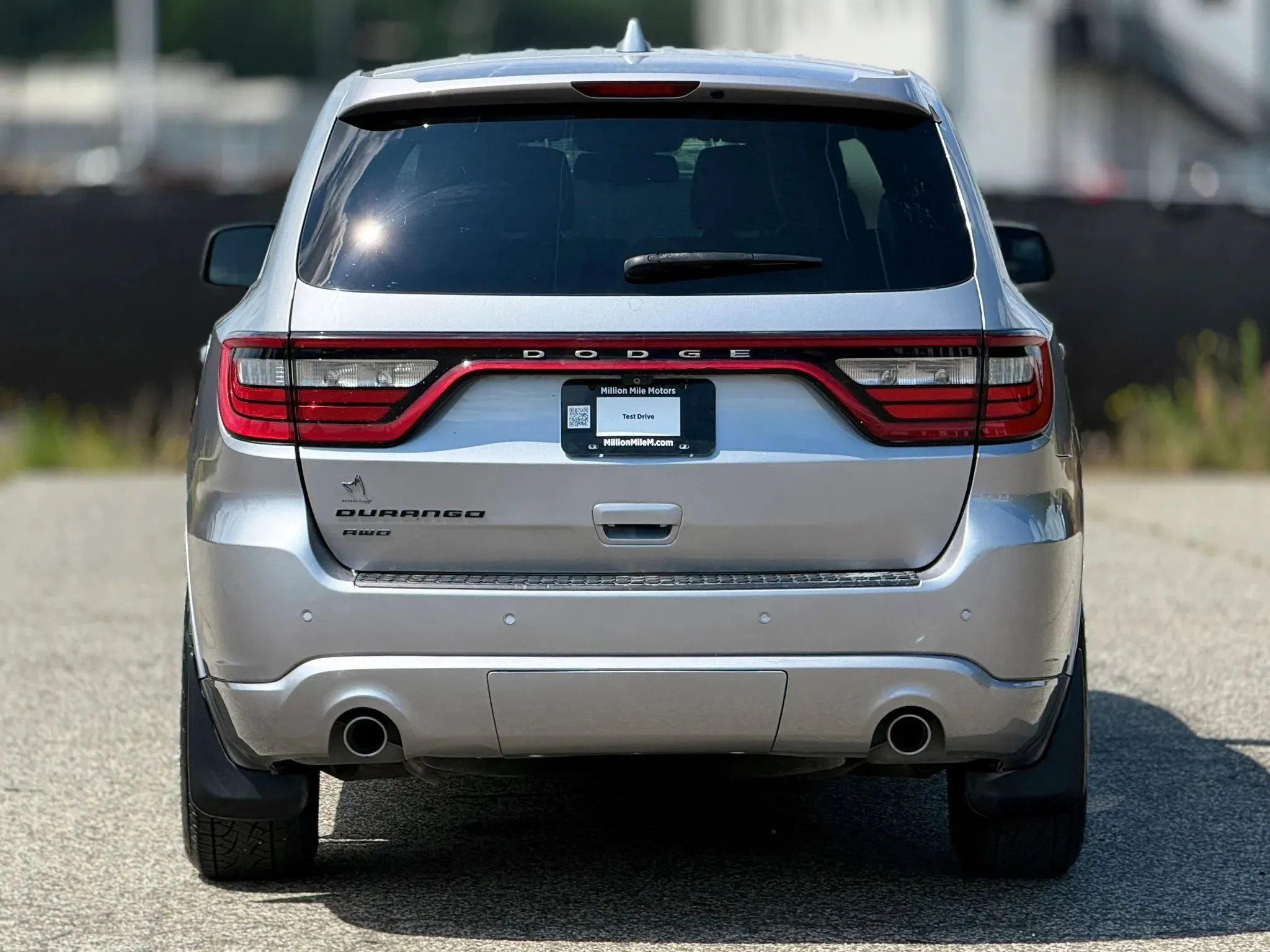 Used 2015 Dodge Durango Limited w/ Blacktop Package AWD/4WD image 4