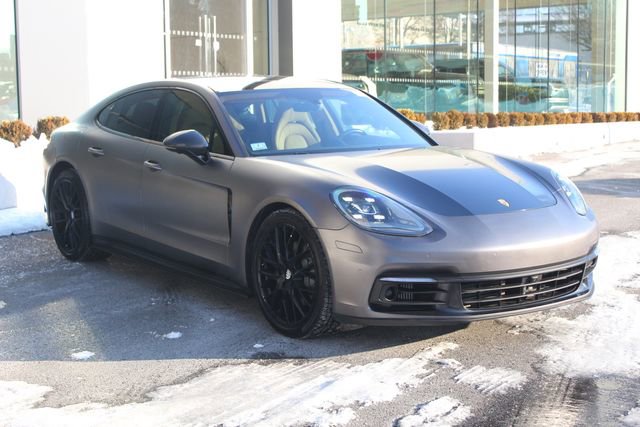 Used 2018 Porsche Panamera 4S image 10
