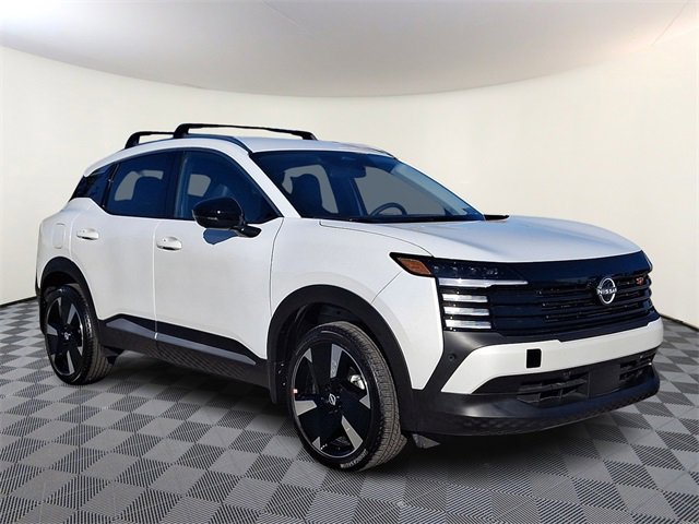 New 2026 Nissan Kicks SR w/ Cold Weather Package image 1