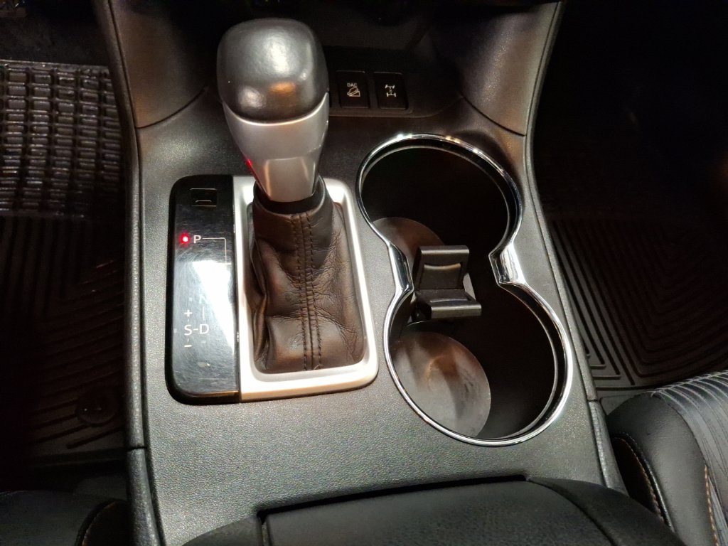 Used 2014 Toyota Highlander Plus AWD/4WD image 26
