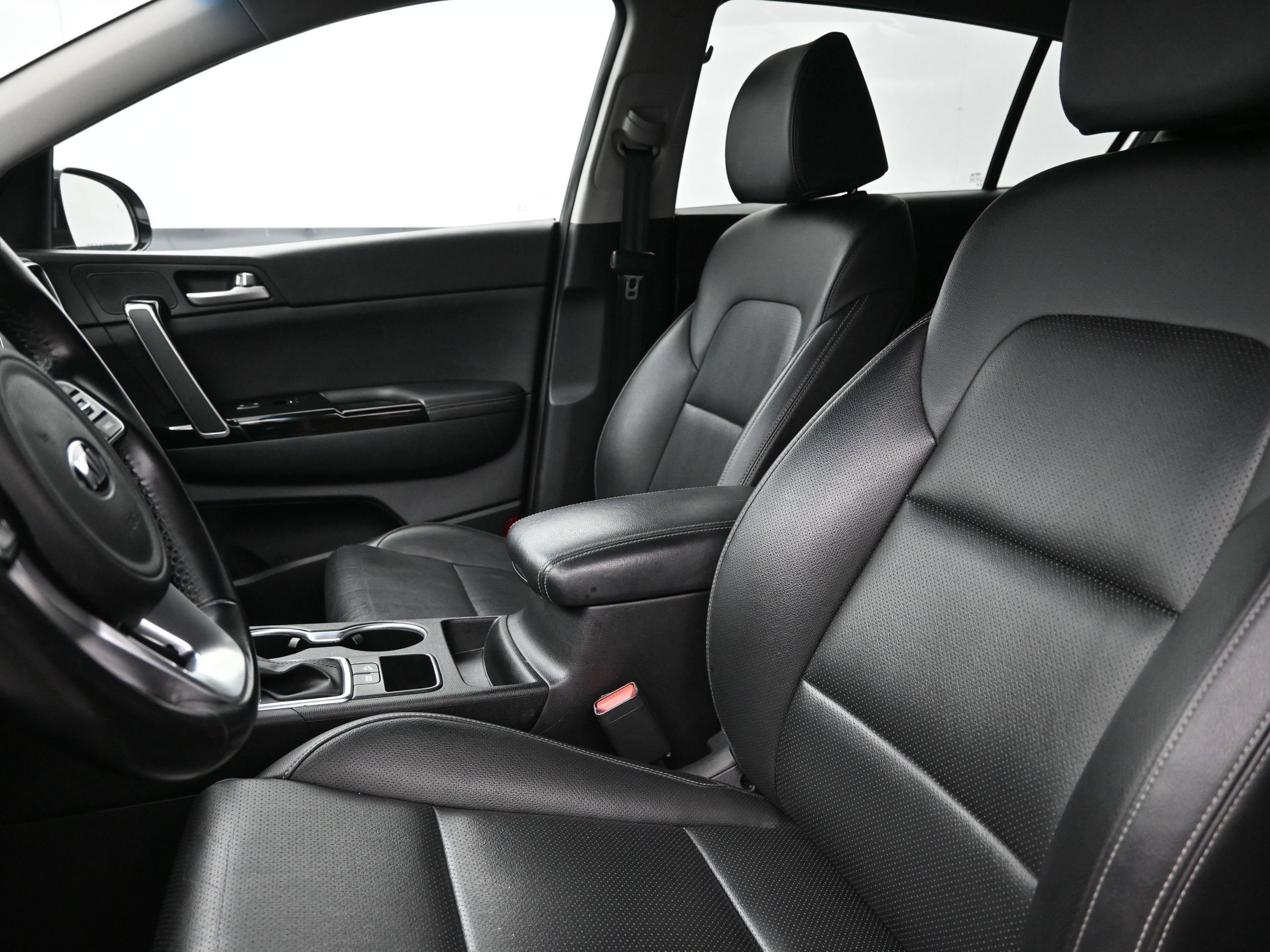 Used 2020 Kia Sportage EX FWD image 11