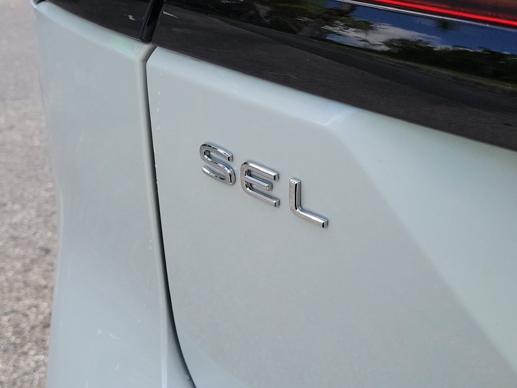 Certified 2024 Volkswagen Atlas Peak Edition SEL AWD/4WD image 5