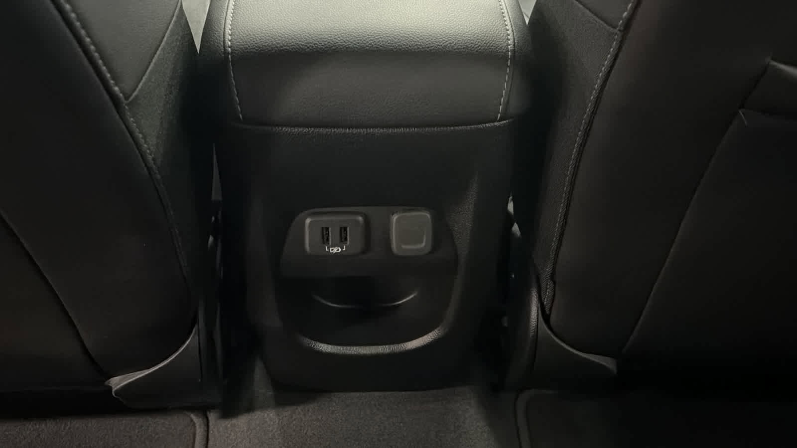 Certified 2022 GMC Canyon Elevation w/ Elevation Premium Package image 23