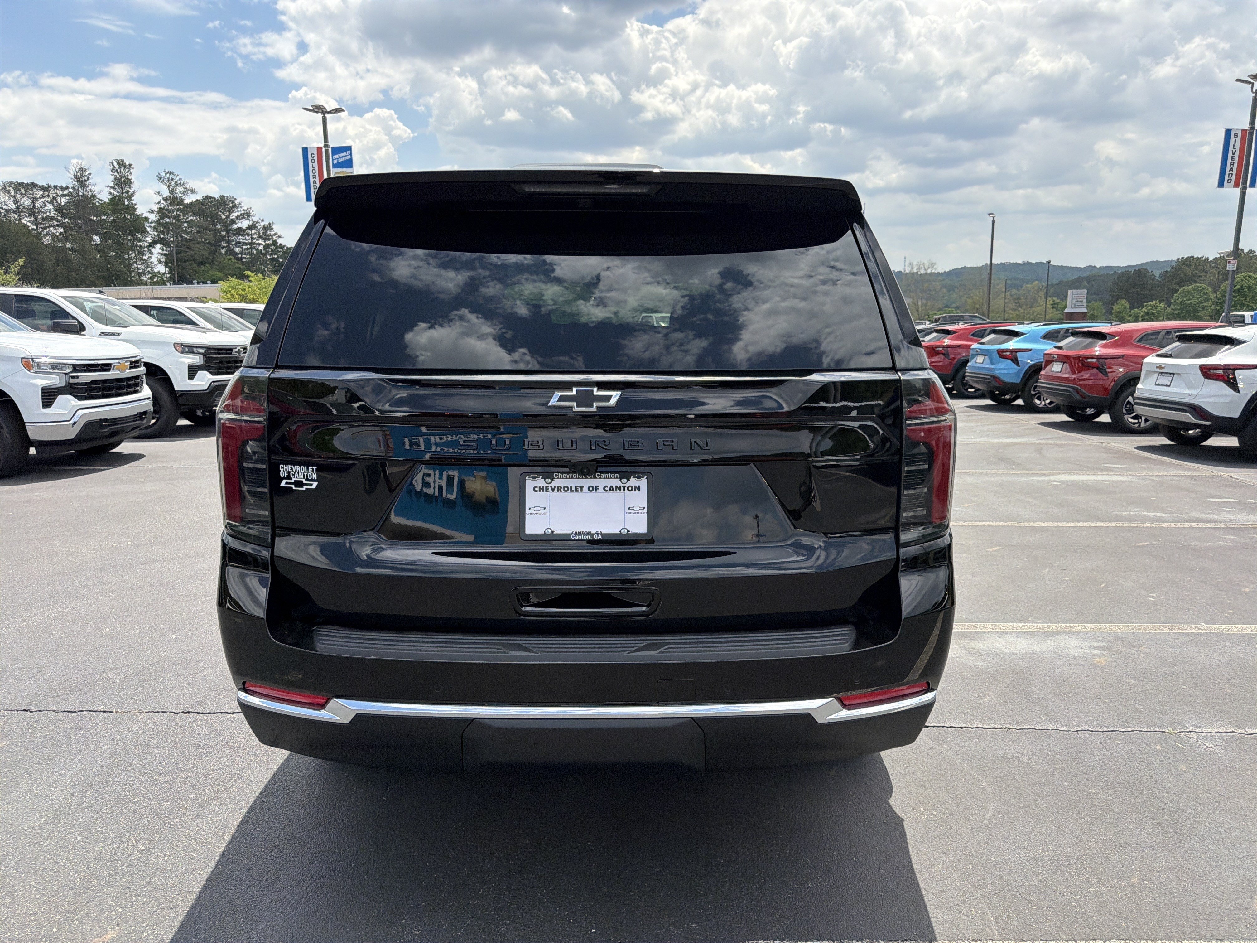 New 2026 Chevrolet Suburban LS RWD image 6