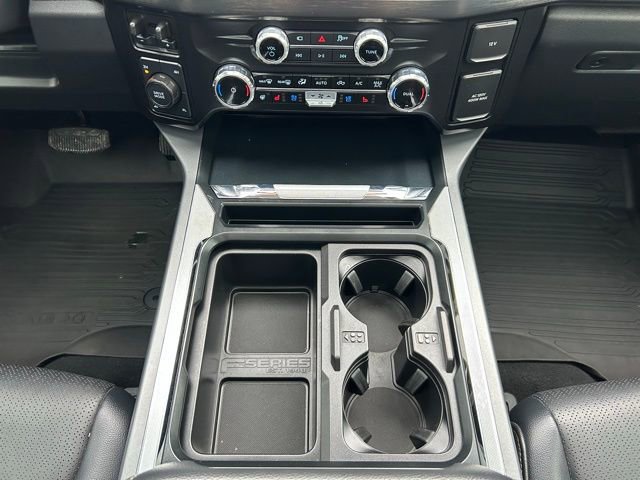 Used 2025 Ford F350 Lariat w/ Black Appearance Package image 24