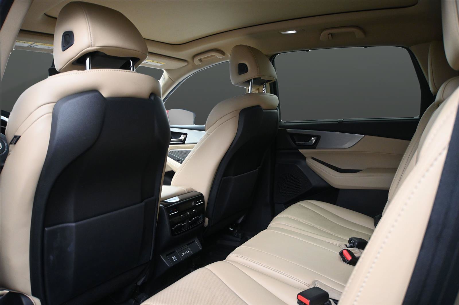 Certified 2023 Acura MDX SH-AWD w/ Technology Package image 11