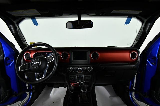 Used 2021 Jeep Gladiator Rubicon w/ Cold Weather Group image 18