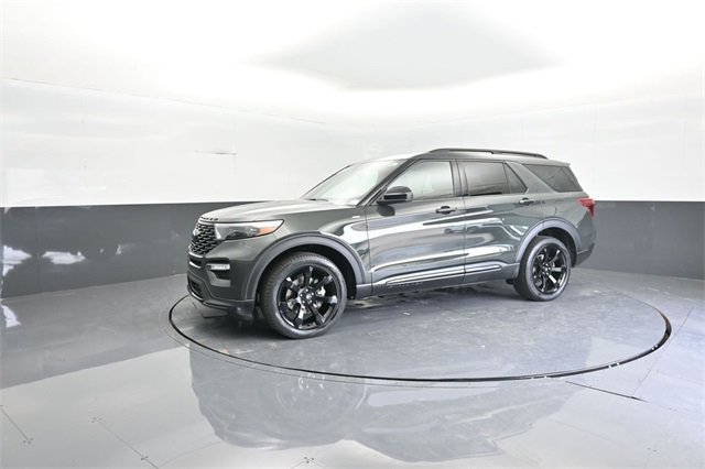 Used 2023 Ford Explorer ST-Line w/ Class IV Trailer Tow Package image 4